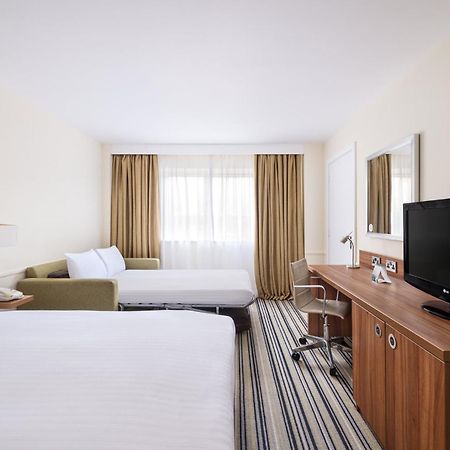 Holiday Inn Leeds-Wakefield M1 Jct40 By Ihg Екстер'єр фото