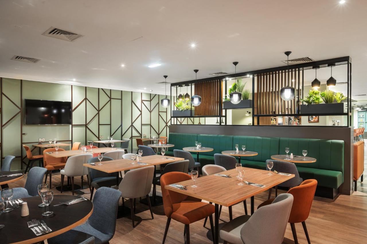 Holiday Inn Leeds-Wakefield M1 Jct40 By Ihg Екстер'єр фото