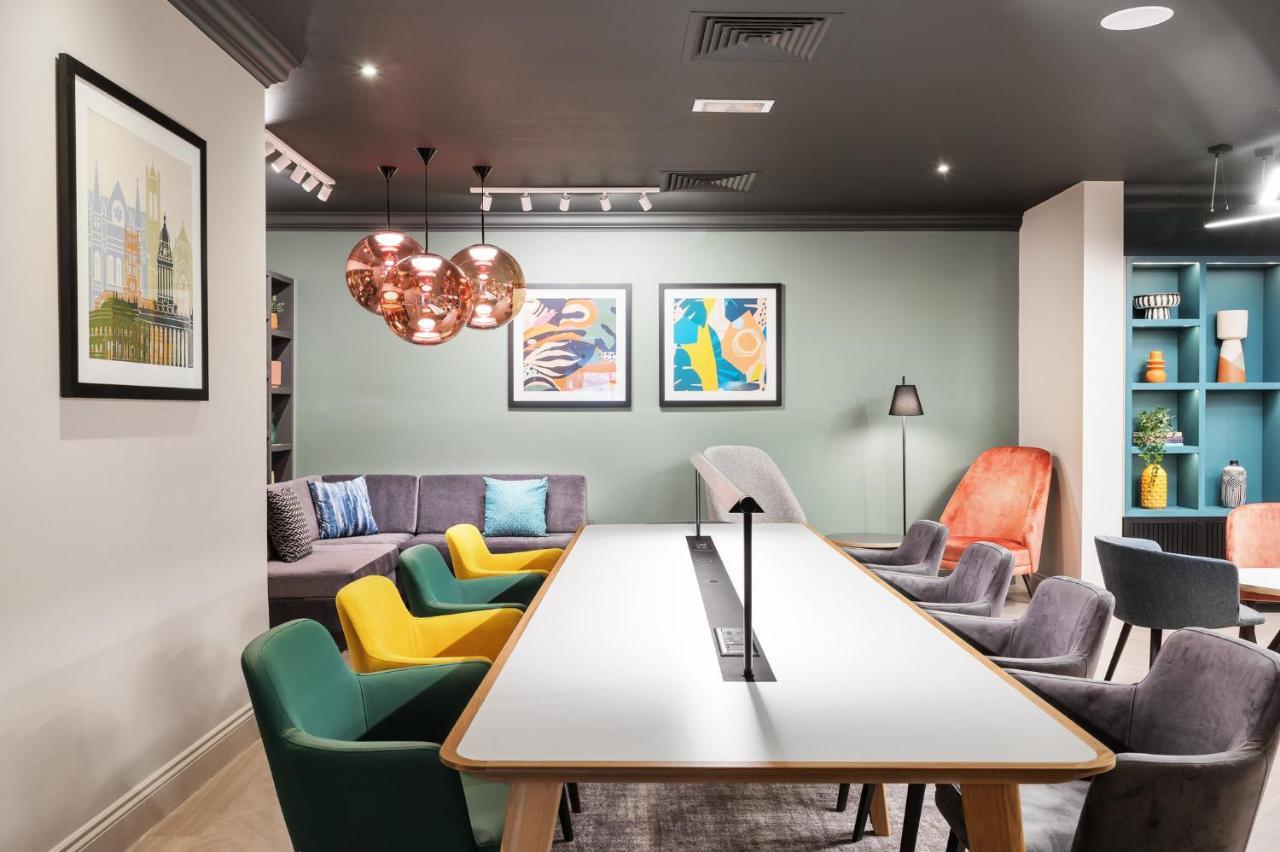 Holiday Inn Leeds-Wakefield M1 Jct40 By Ihg Екстер'єр фото