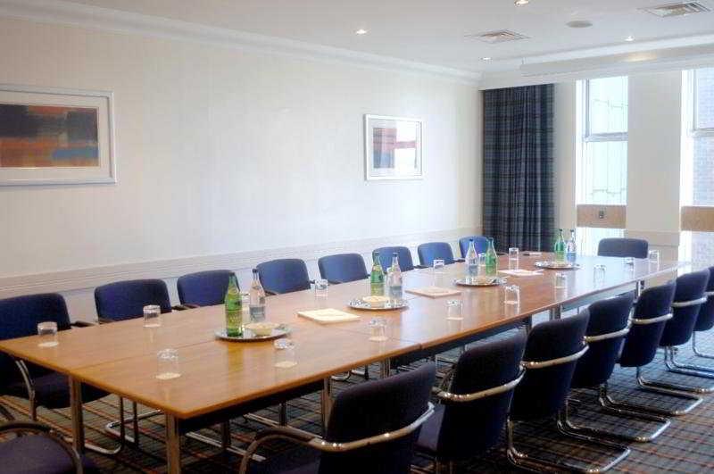 Holiday Inn Leeds-Wakefield M1 Jct40 By Ihg Зручності фото